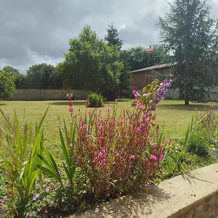 Holiday home Maison De Charme Tour-en-Bessin