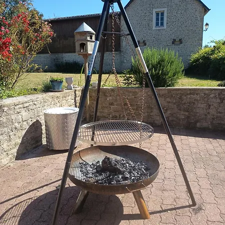 Dom wakacyjny Maison De Charme Tour-en-Bessin