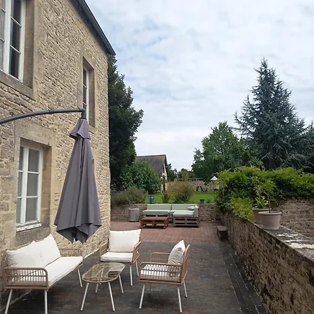 Prázdninový dům Maison De Charme Tour-en-Bessin